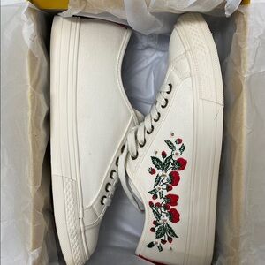 Boden Strawberry Embroidered White Canvas Sneakers
